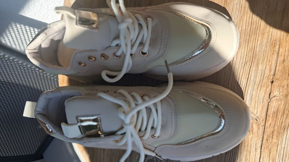 Adidaski lekkie r.40