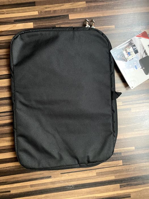 Etui na laptopa 15.6 cala  firmy Wenger (nowa)