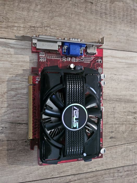 Karta graficzna Asus AMD Raden 5670