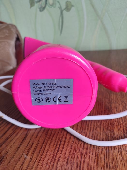 Ручной отпариватель Domotec MS-5360.