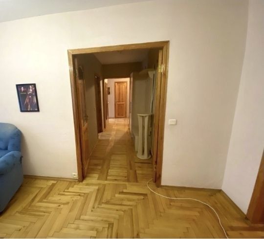 Продаётся 3 ком. квартира на Правом берегу