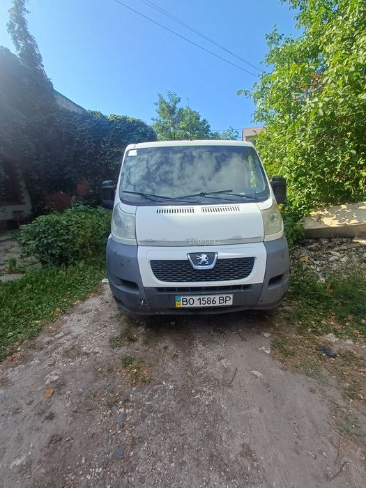 Продам авто пежо боксер.