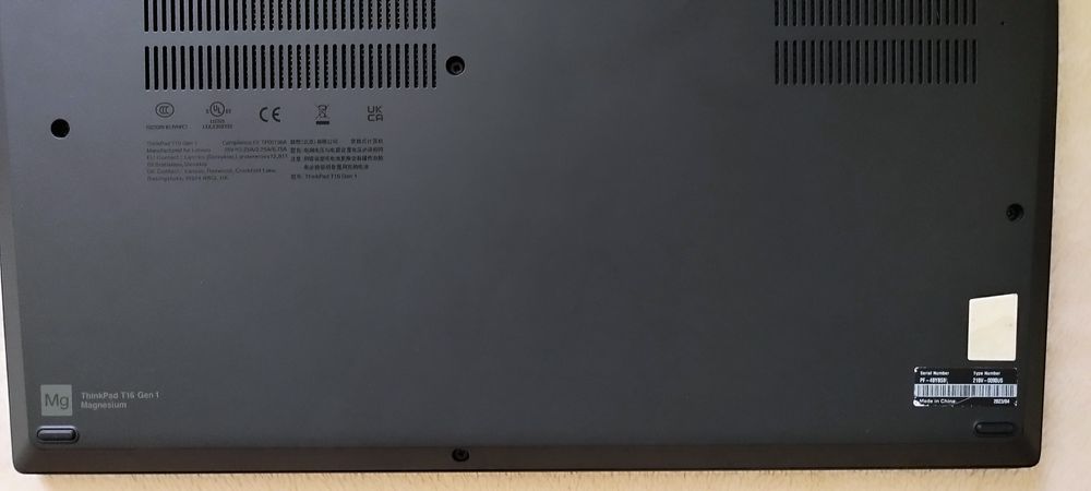Lenovo ThinkPad T16 Gen1 / 16"  IPS / i7-1260P / 40 GB  / 512 GB SSD