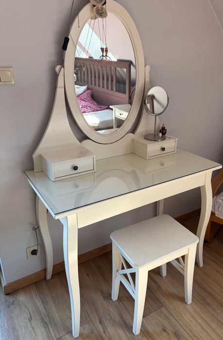 toaletka i stołek ikea hemnes biała lustro