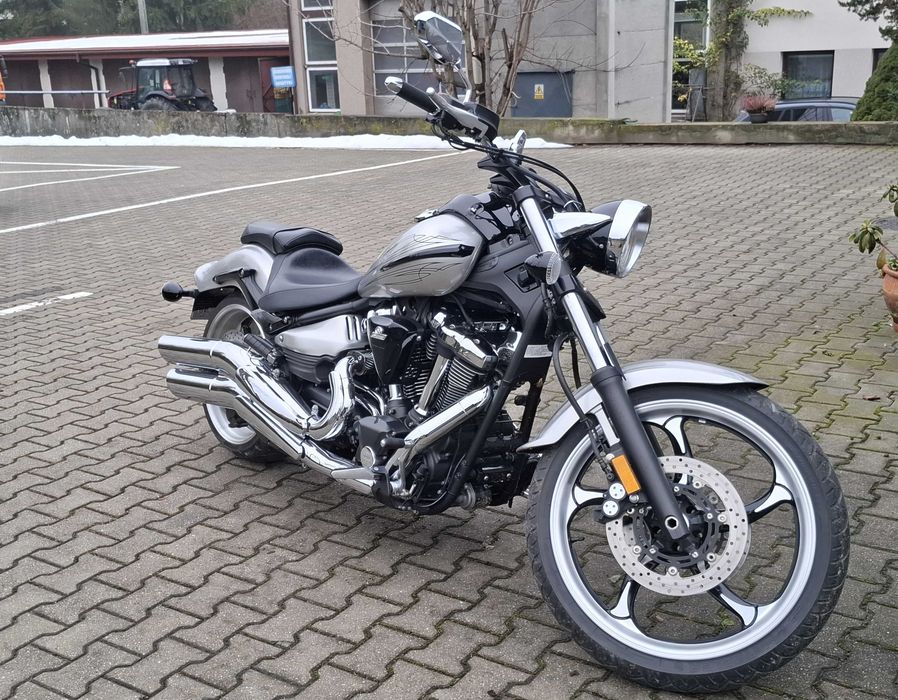 Yamaha XV1900 Raider