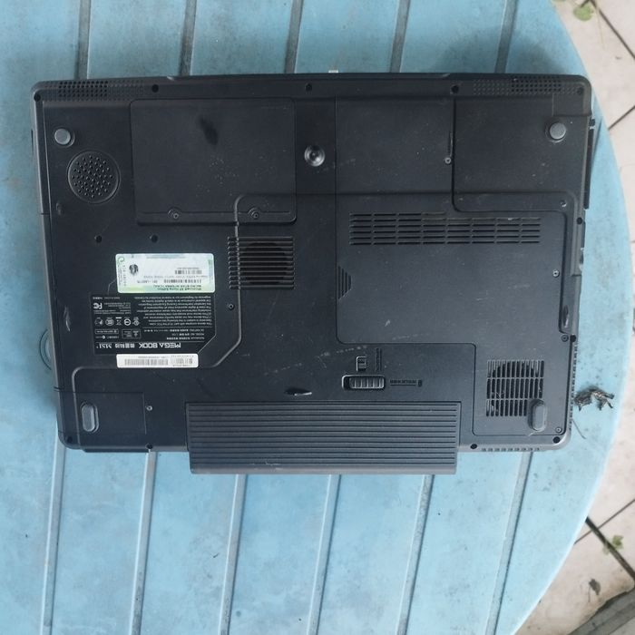 Продам ноутбук MSI Megabook L725 під відновлення