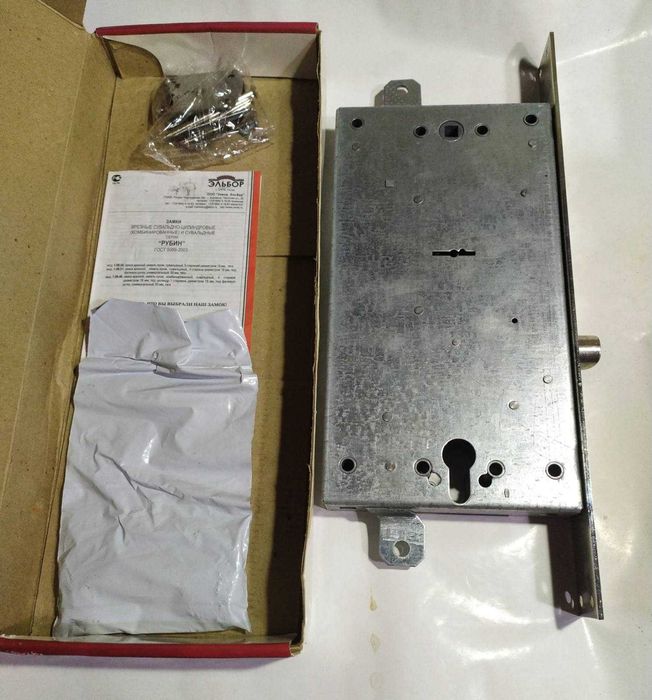 Врезной взломостойкий двухсистемный замок Эльбор Рубин 1.08.46