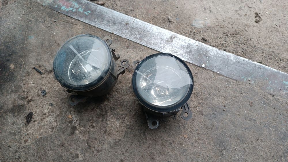 Руль торпеда салон шторка фара чверть Рено Меган 3 запаска колесо