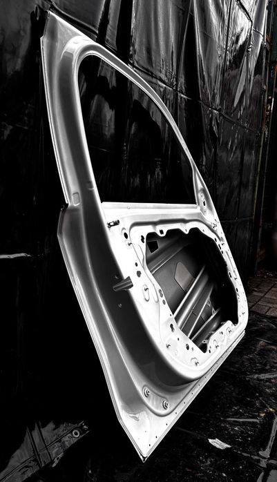 BMW G60 drzwi lewy przód lewe przednie nie metallic ORYGINAŁ #84