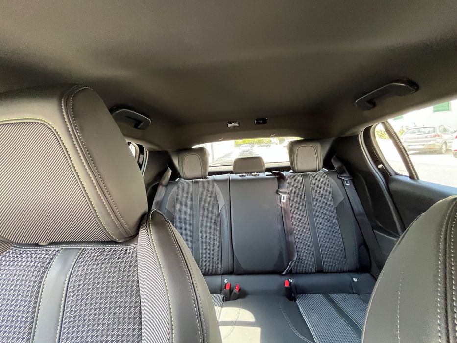 Peugeot 208 1.5hdi 105cv