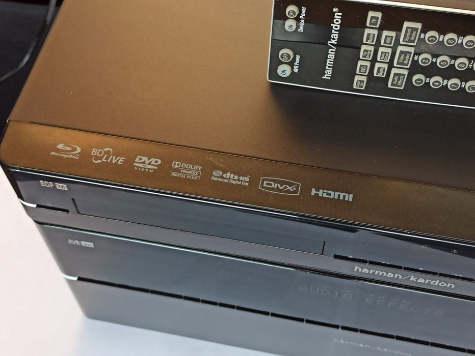 Harman Kardon Blu Ray 10 + AVR 360