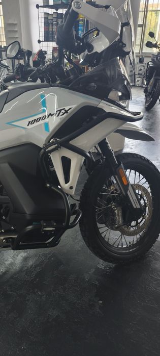 CF moto 1000 MT-X versão Low 830mm