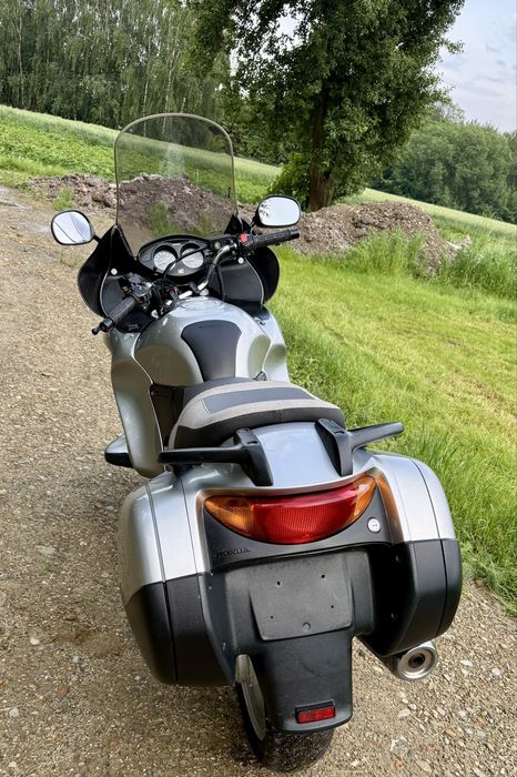 Honda Deauville 650