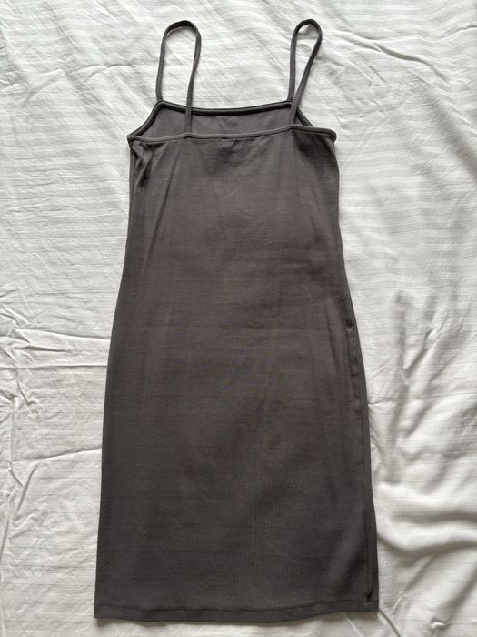 Letnia sukienka na ramiączkach