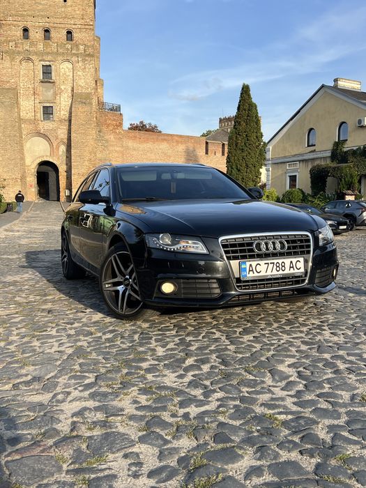 Продам Audi A4B8