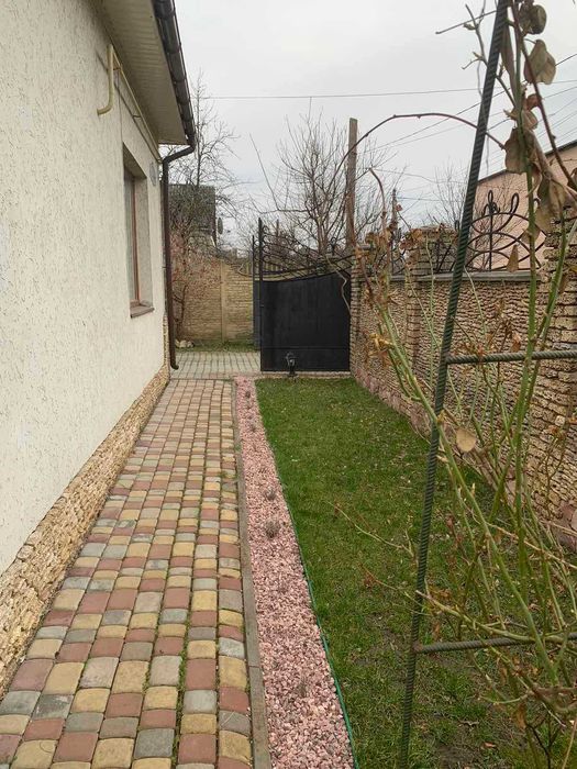 здам  в оренду будинок в районі Дубнівської