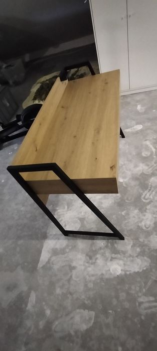 Biurko Ikea dwie szuflady