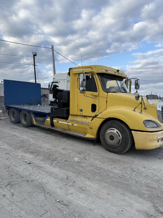 Кран манипулятор эвакуатор с лебедкой