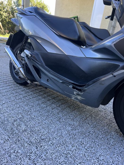 Pcx 2014 perfeita para fazer entregas 1100 euros