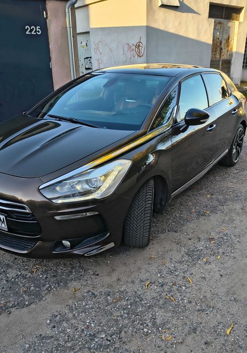 Citroën DS5
