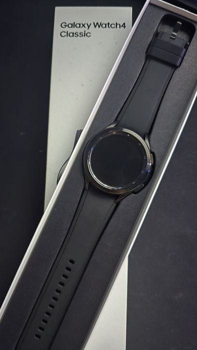 Smatwatch Samsung  Galaxy Watch 4 Classic Com LTE- Como NOVO