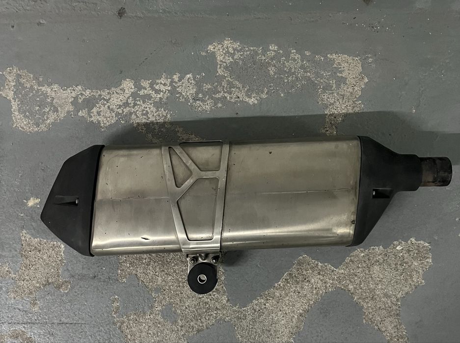 Ponteira de escape Benelli TRK X 502