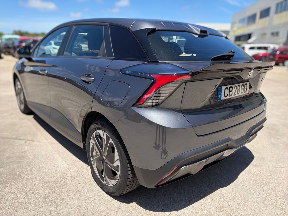 MG MG4 Dezembro de 2023 170cv