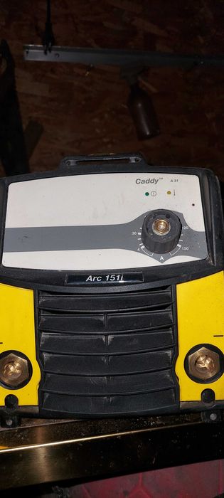 Malo eksploatowana użyta  doslownie 5 razy Spawarka ESAB Caddy Arc151i z panelem stwrowania A31 w bardzo dobrym stanie