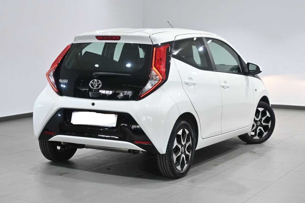 Vendo Toyota aygo X