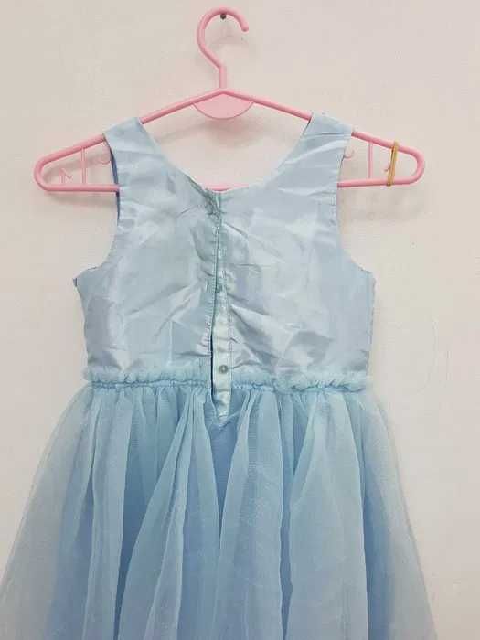 Sukienka przebranie Elsa Kraina Lodu H&M rozmiar 122 128 cm. GP051