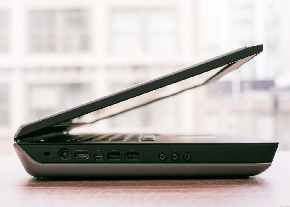 Alienware 18  como novo vendo ou troco por macbook