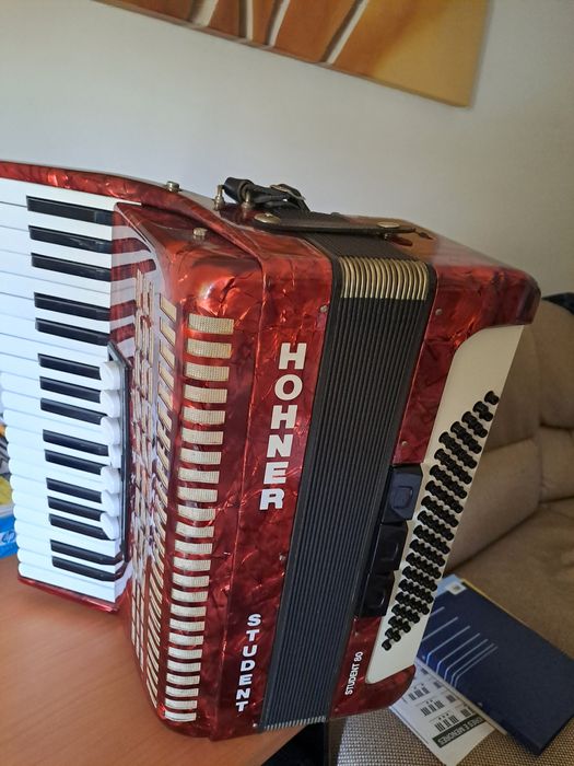 Acordeão hohner setudent 80 3⁰ vós