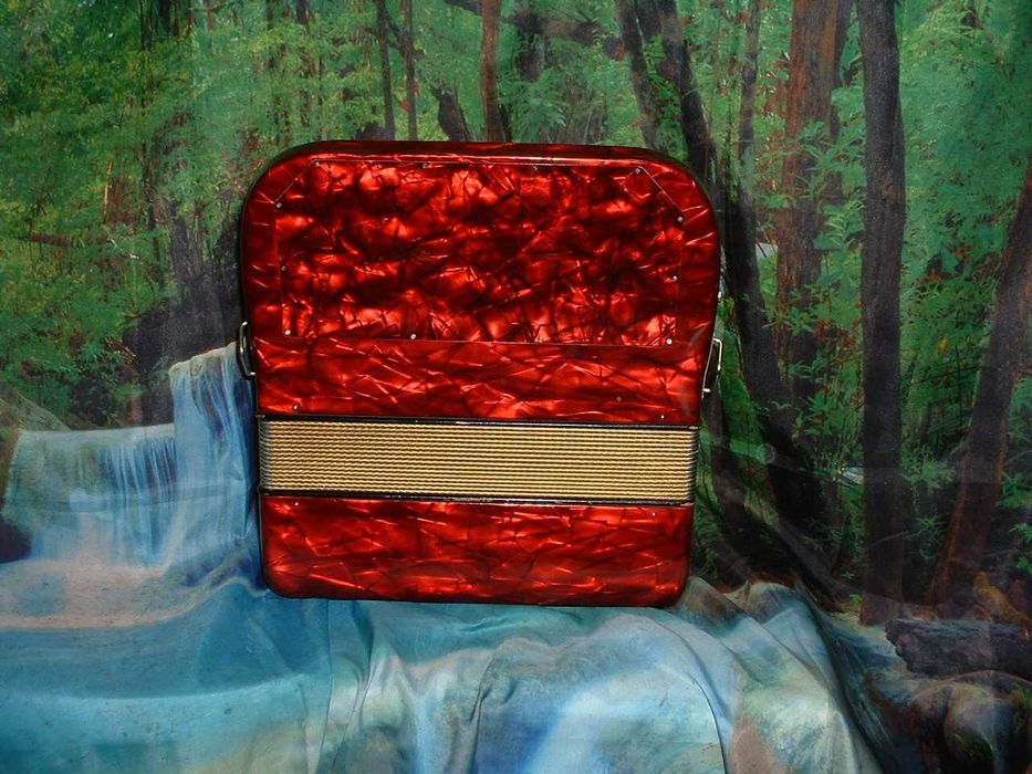 Avenda Acordeao R , N. 761