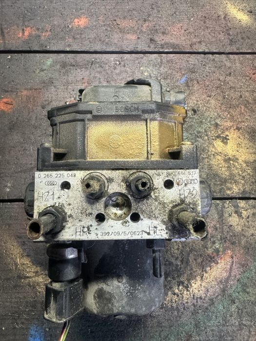 Блок abs 8e0614517 audi a4 b6 абс ауди а4 б6 0265225048