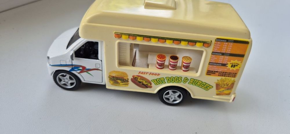 Металева машинка Kinsfun food truck KS5257W
