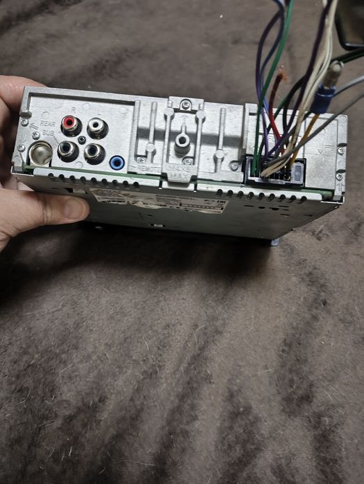 Продам авто магнитолу sony CDX-G30