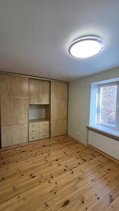 У продажу 2-кімнатна квартира-студія