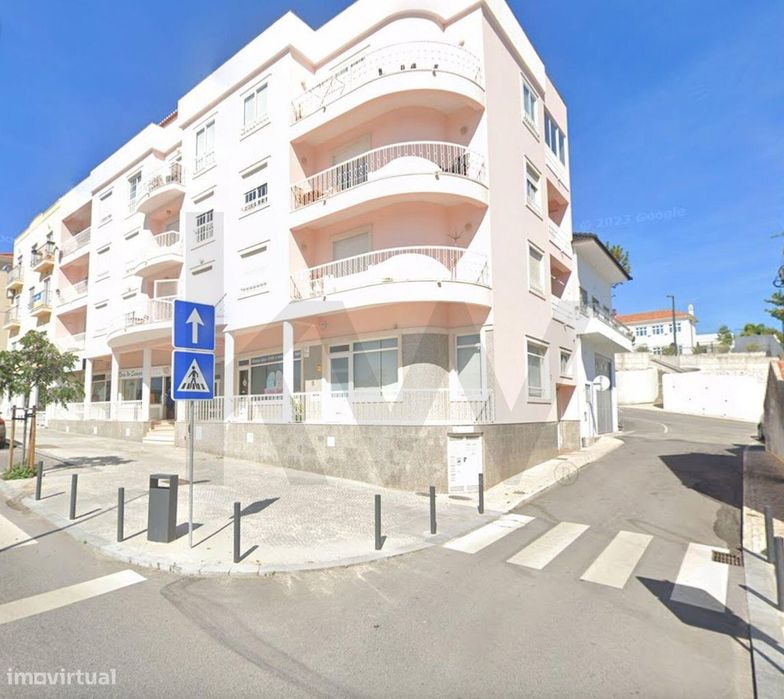 T3 Duplex para Arrendar no Centro da Malveira | Rua 1º de Maio