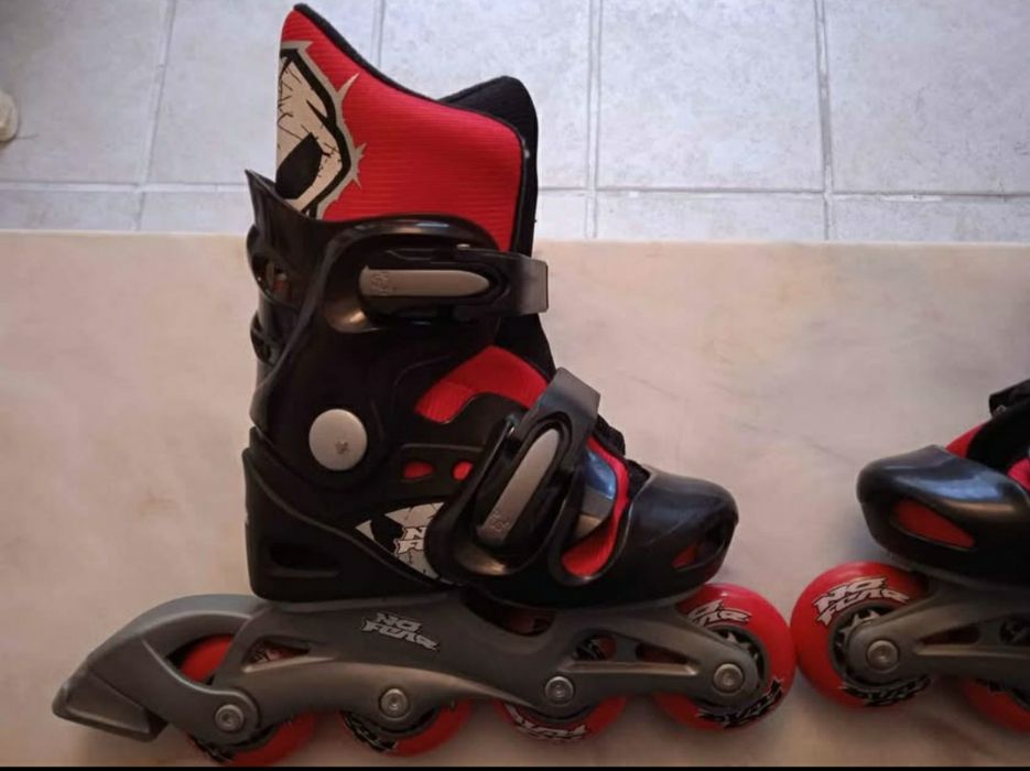 Patins em Linha para Criança Novos

Apenas so Usados Uma Vez
Vermelho