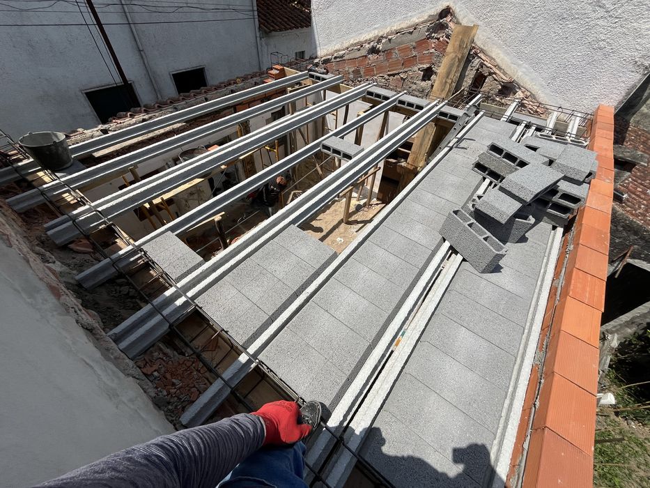 Reparo em telhados e remodelações em geral