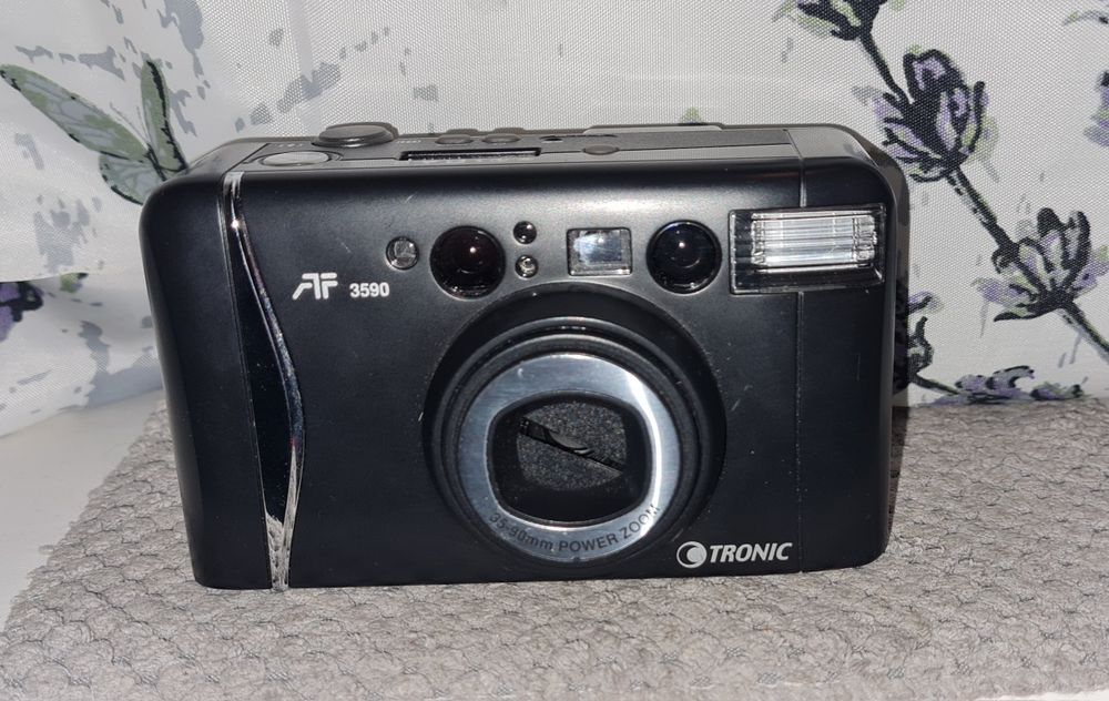 Фотоапарат плівковий Canon Prima BF-9S