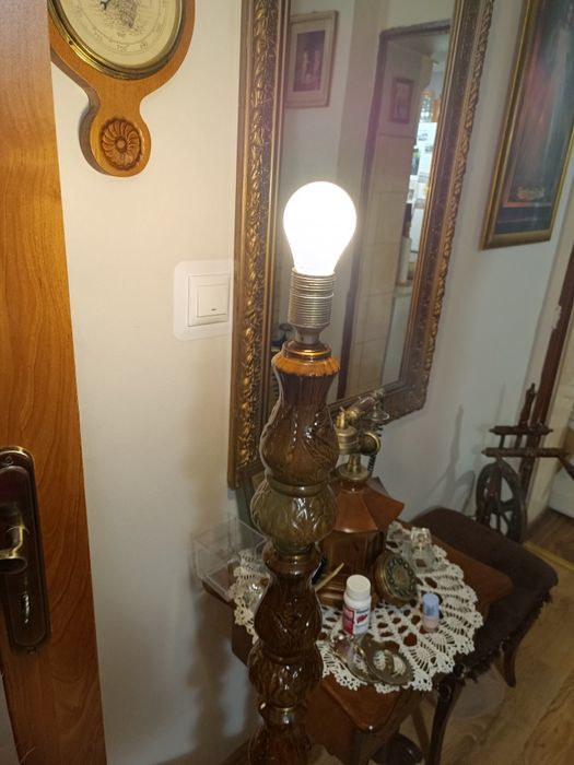 Lampa stojąca PRL w dobrym stanie