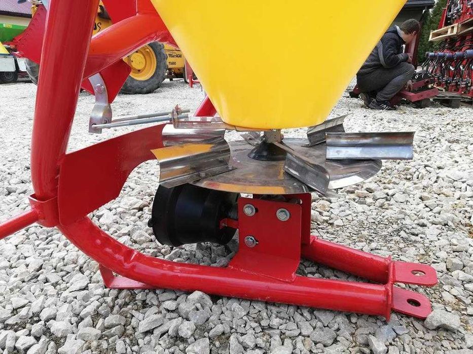 PROMOCJA-Rozsiewacz nawozu STRUMYK lej lejek kwasówka-DOSTARCZAM