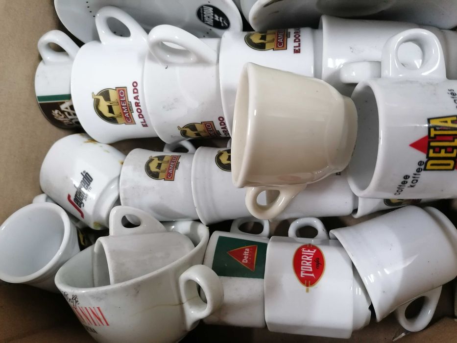 Pires e chávenas, lote todo por 5€