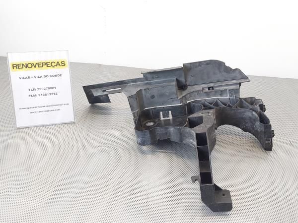 Ótica / farol esquerda RENAULT Megane II (BM0/1_, CM0/1_)