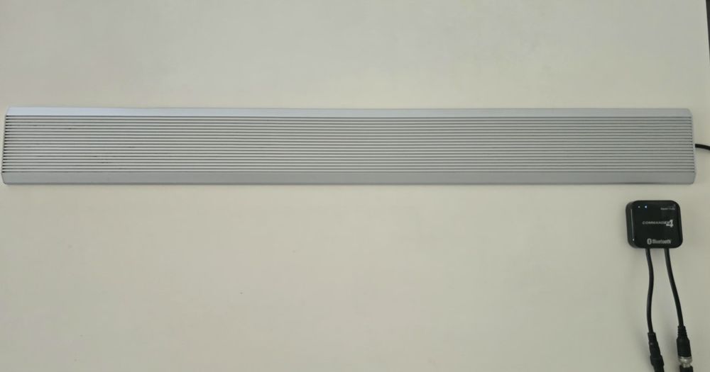 Chihiros RGB A901 Plus 90 cm + Commander 4 + suportes originais