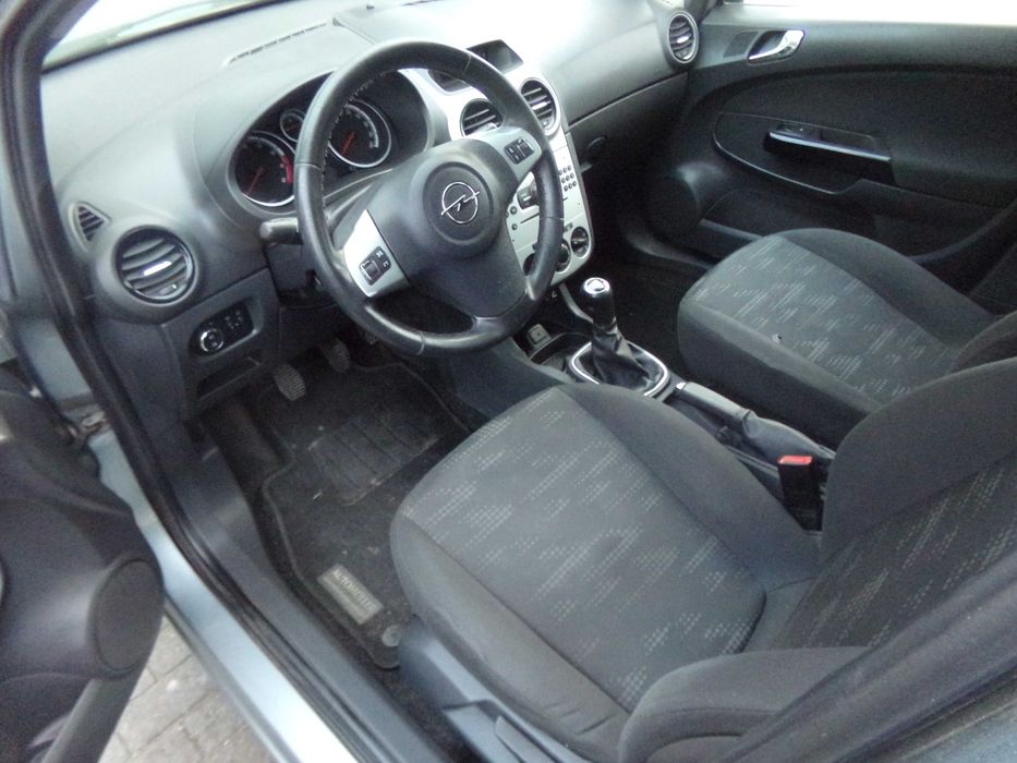 OPEL CORSA  - 2012/ LIFT   - 1.4 benz  - Tanio