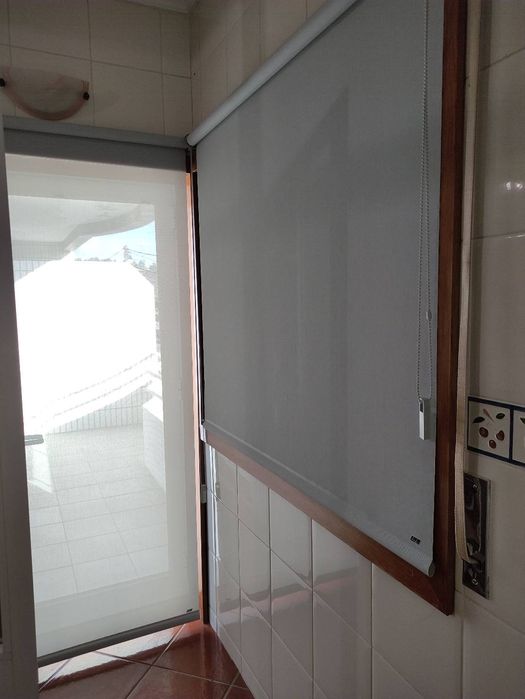 Estores de correr ou black out cinza