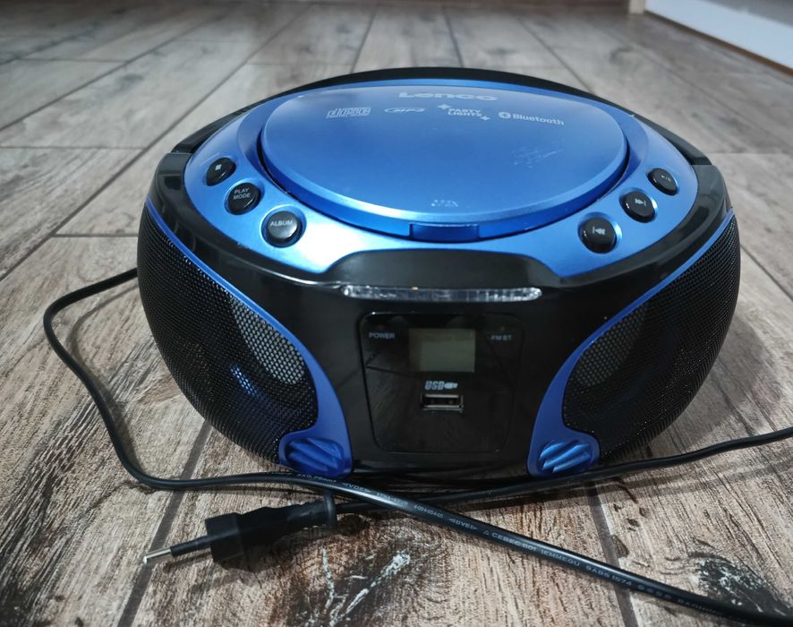Radioodtwarzacz CD Bluetooth USB Lenco + 2 płyty gratis