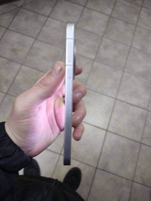 Oppo find x8 12/512 dimensity 9400